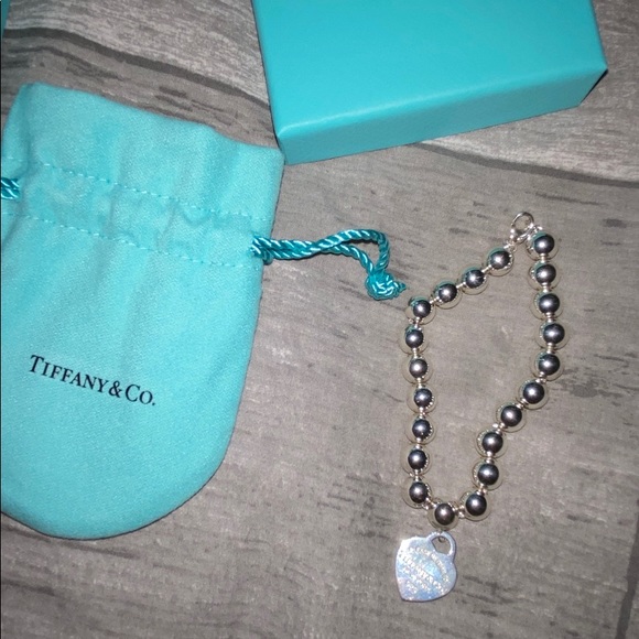 Tiffany & Co. - Picture 4 of 6